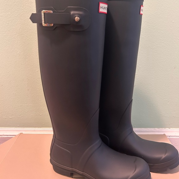 Hunter Classic Black Knee-High Boots